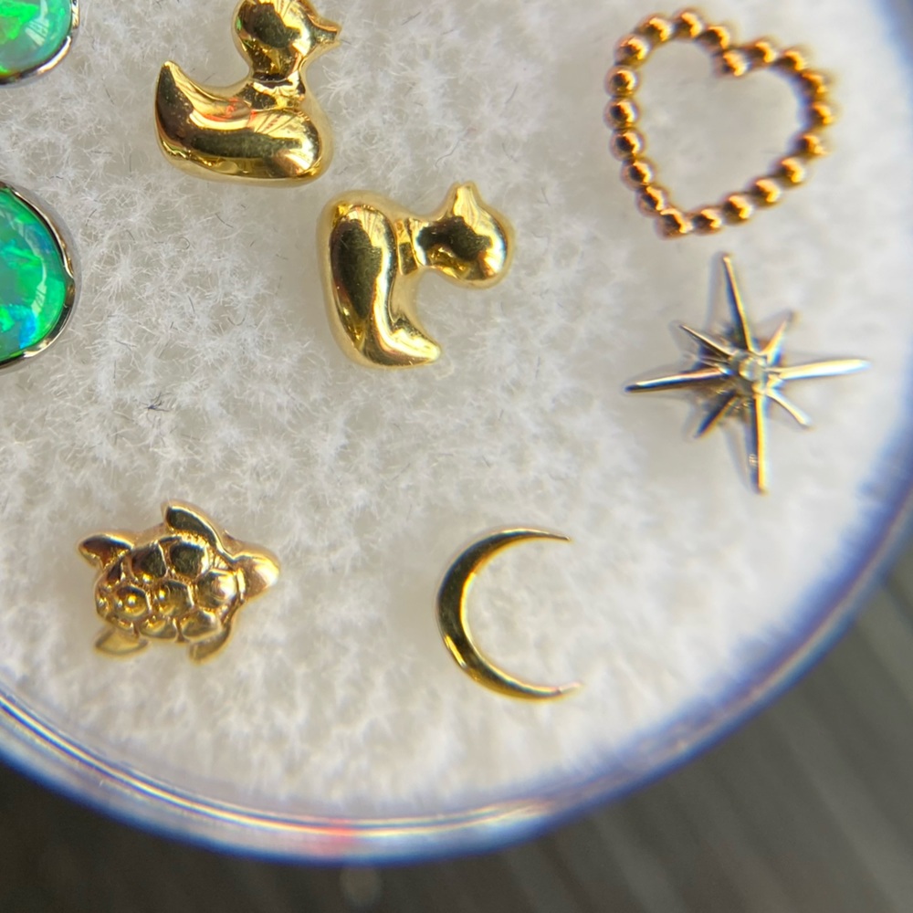 Turtle (100), moon(70), sparklier motion (150)and heart (120) 440 total